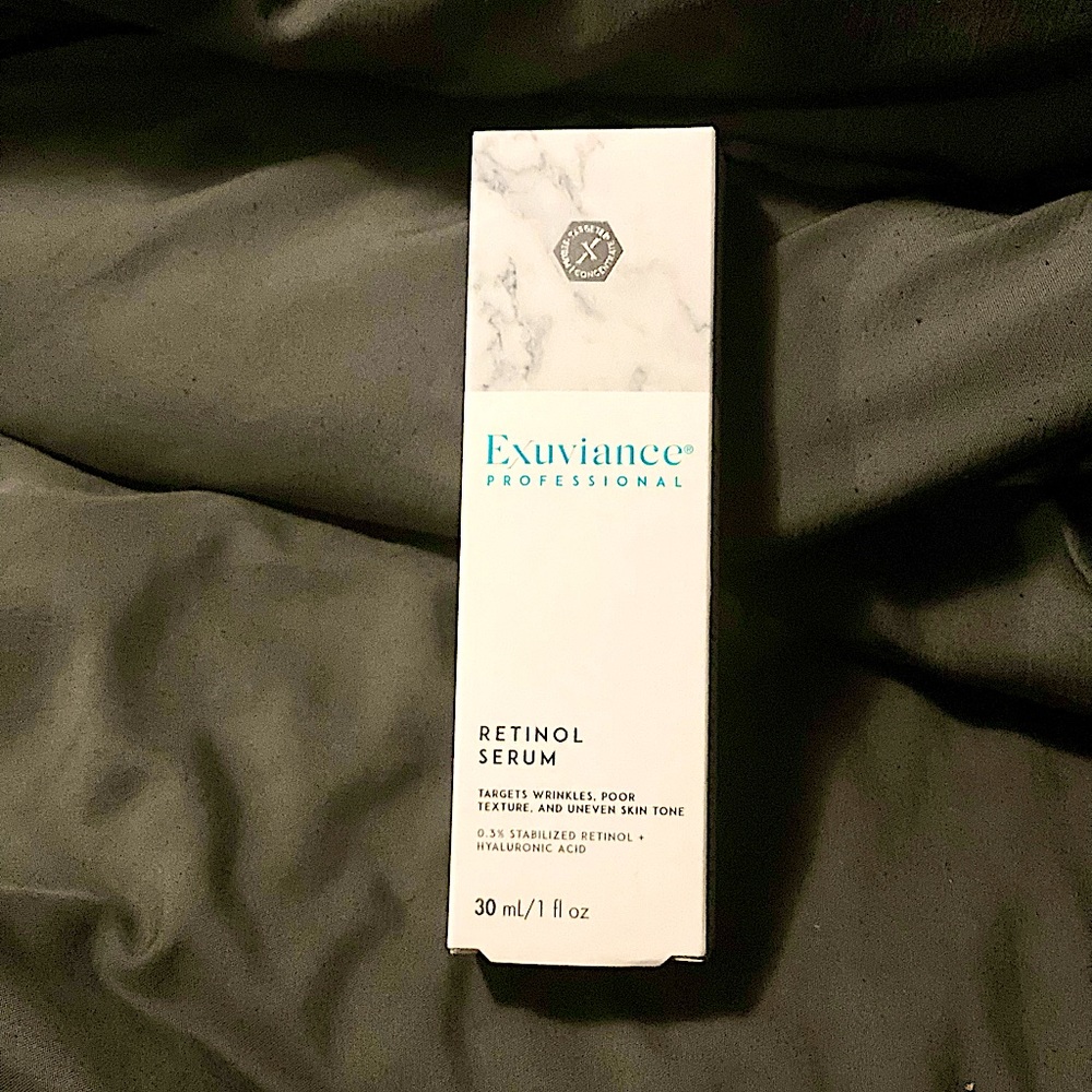 Exuviance profesional retinol serum